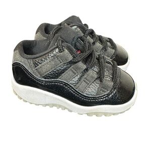 Nike Air Jordan 11 Low 72-10 Baby Sz 5C